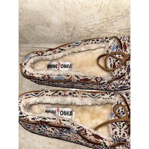 Minnetonka Britt Trapper Multicolor Tribal Print Fur Moccasin Slippers Size 8 - Picture 3 of 8